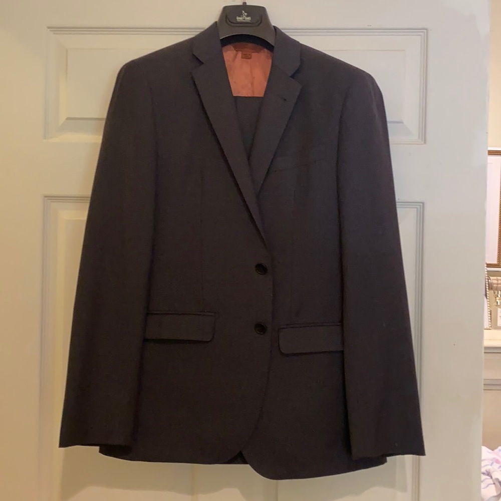Custom Suit in Charcoal. Jacket 38R. Pants 32R.